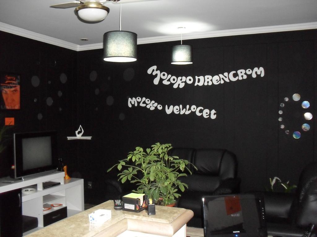 Hostel Laranja Mecanica & Belo Horizonte